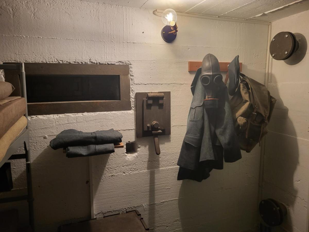 Swiss Army Camping Night / Militaerbunker St. Margrethen Exterior foto